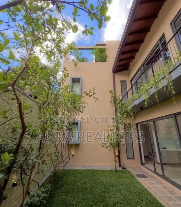 Brand New 4 Bedroom House for Sale in Battaramulla (p-203)