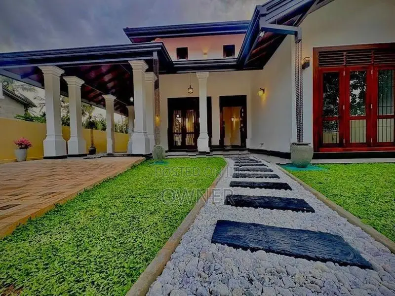 Brand New House for Sale at Gampaha, Udugampola