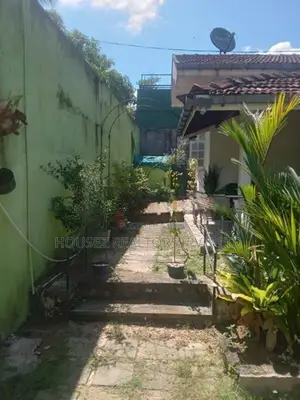 Well-Maintained 3-Bedroom House for Sale – Minuwangoda