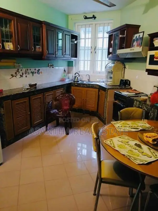 (AFA452) 02 Story House With 10 P Sale At Ethulkotte