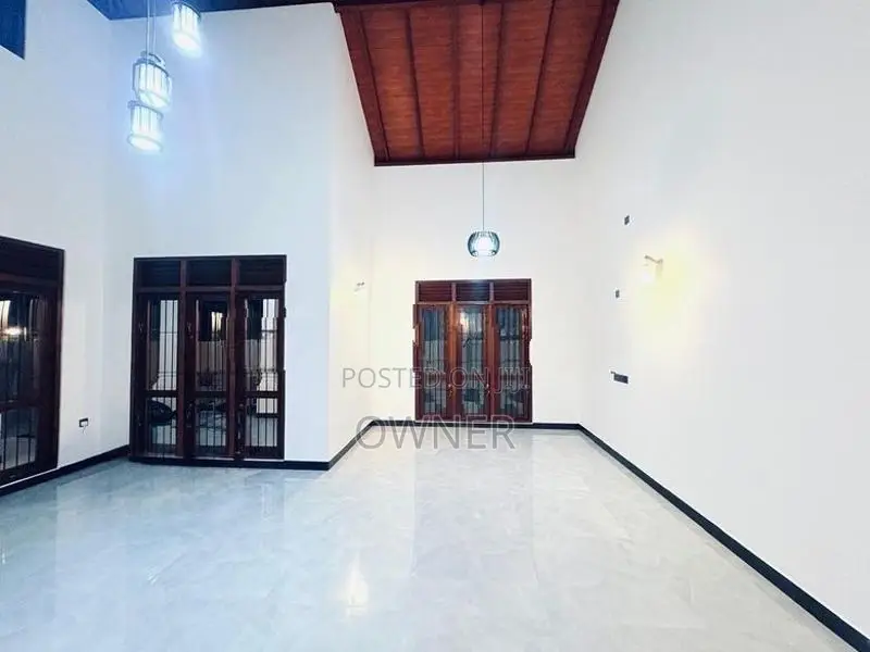 Brand New House for Sale at Gampaha, Udugampola