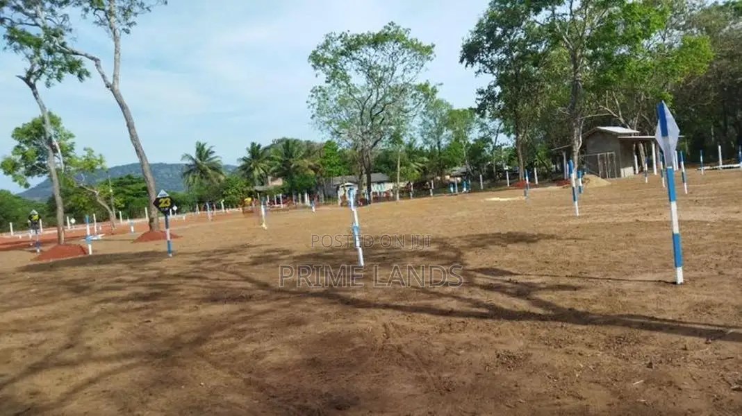 මරදන්කඩවල නගරයට නුදුරින් සින්නක්කර බිම්කොටසක් විකිණීමට