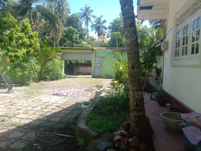 Well-Maintained 3-Bedroom House for Sale – Minuwangoda