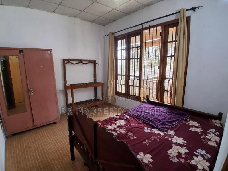 Two Story House for Sale in Wellampitiya