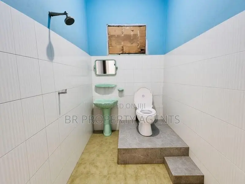 Two Story House for Sale in Wellampitiya