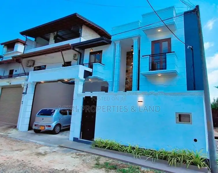 Stylish Modern Luxury House for sale in Maharagama