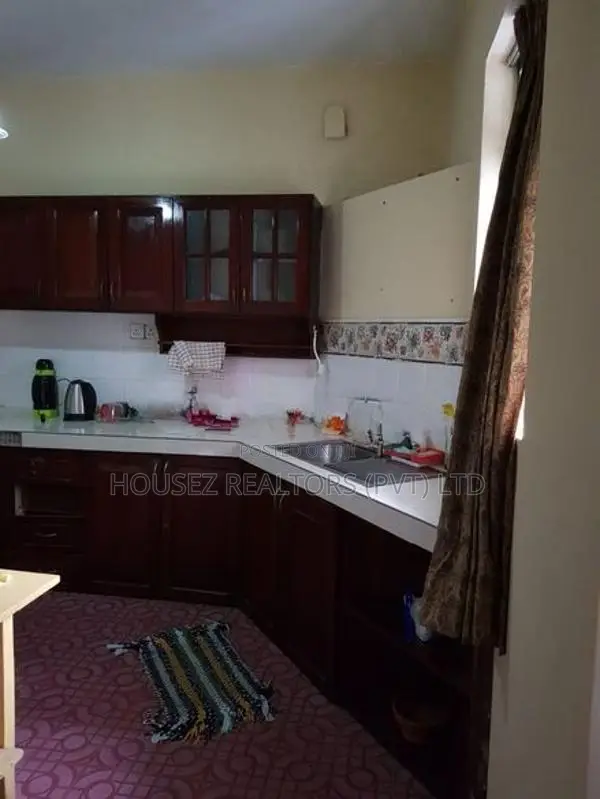 5-Bedroom House for Sale – Mount Lavinia