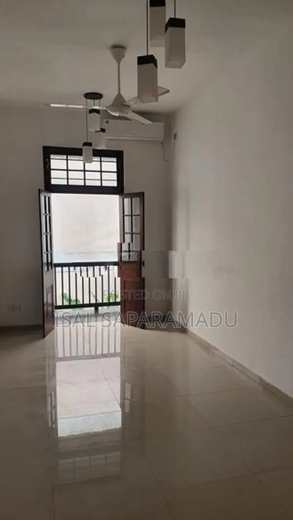 Modern 1 Bedroom Apartment Next to Lyceum Gate 2 – Nugegoda