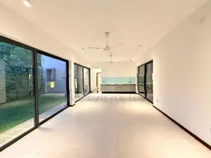 Luxury 4 Bedroom House for Sale – Lake Road, Battaramulla