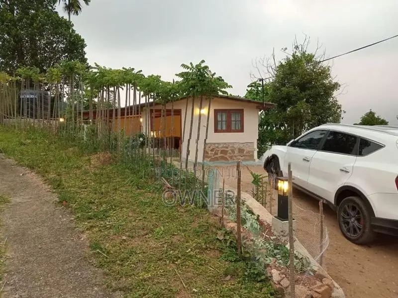 260 Perches of Land with House for Sale in Doluwe, Kandy