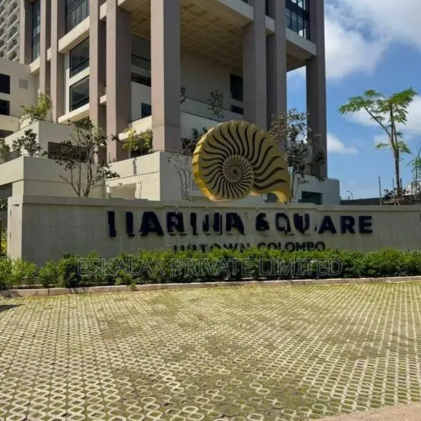 Marina Square - 2BR Apartment for Sale in Colombo 15 EA948