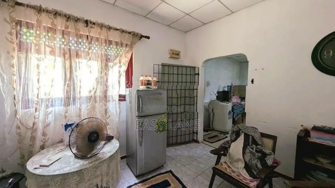 House for sale in Gampaha