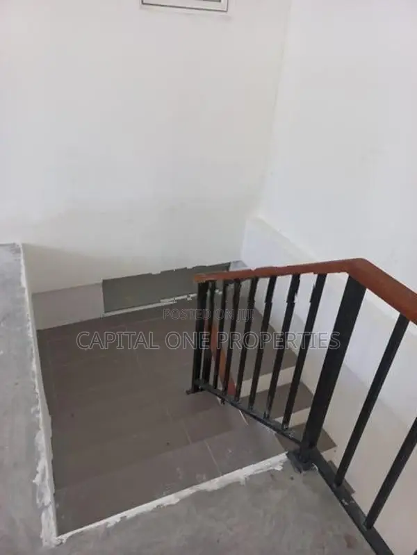 OFFICE/STORAGE SPACE FOR RENT IN GOTHAMI RD, RAJAGIRIYA - 1061U