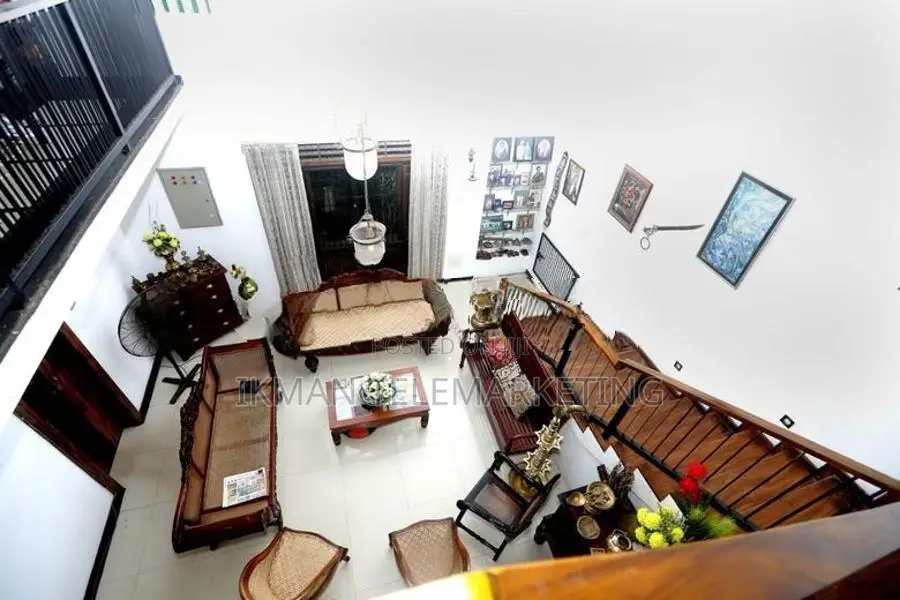 Modern Upstair House in Sirimal Uyana Ratmalana