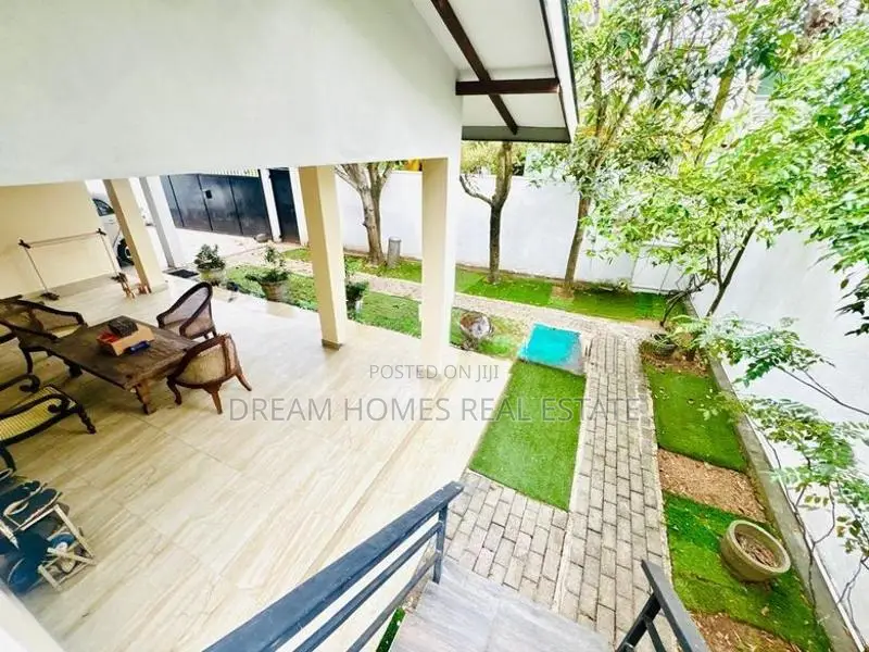 Luxury 5BR/5BA Family Home – Ambawatta Road, Boralesgamuwa