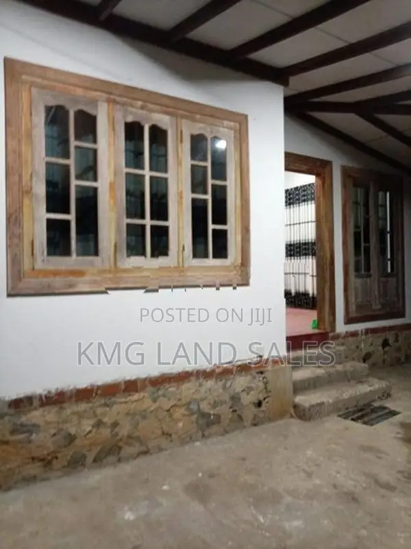 House for sale in Kaduwela