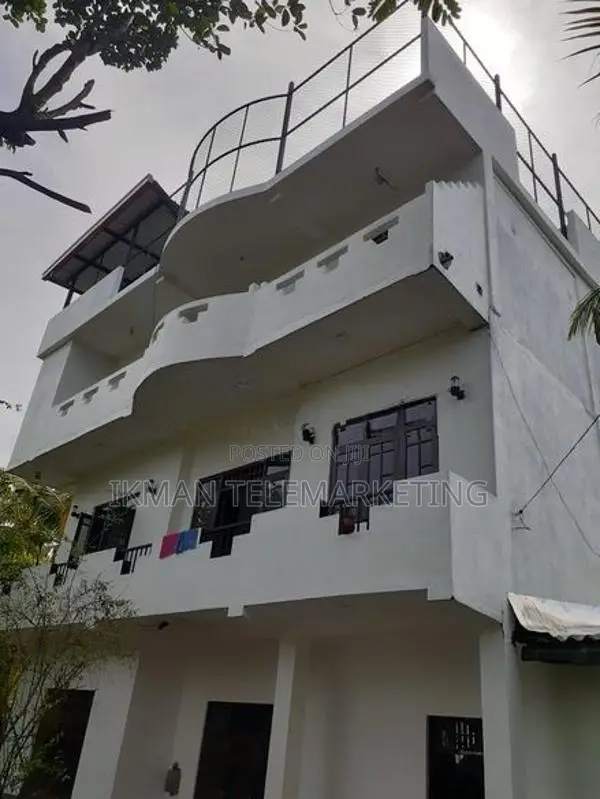 Spacious 9-Bedroom House for Sale – Malabe