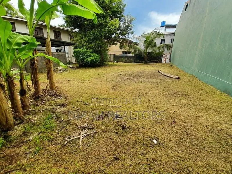 Prime 10.95 Perch Residential Land for Sale | Nawala (ZR-0004)