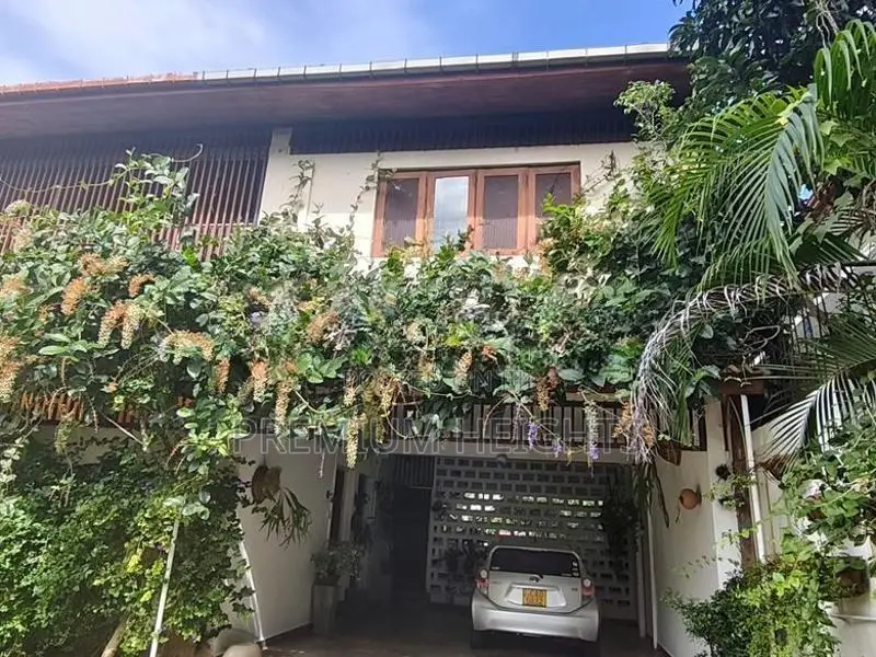 4BR Furnished House for Rent in Colombo 05