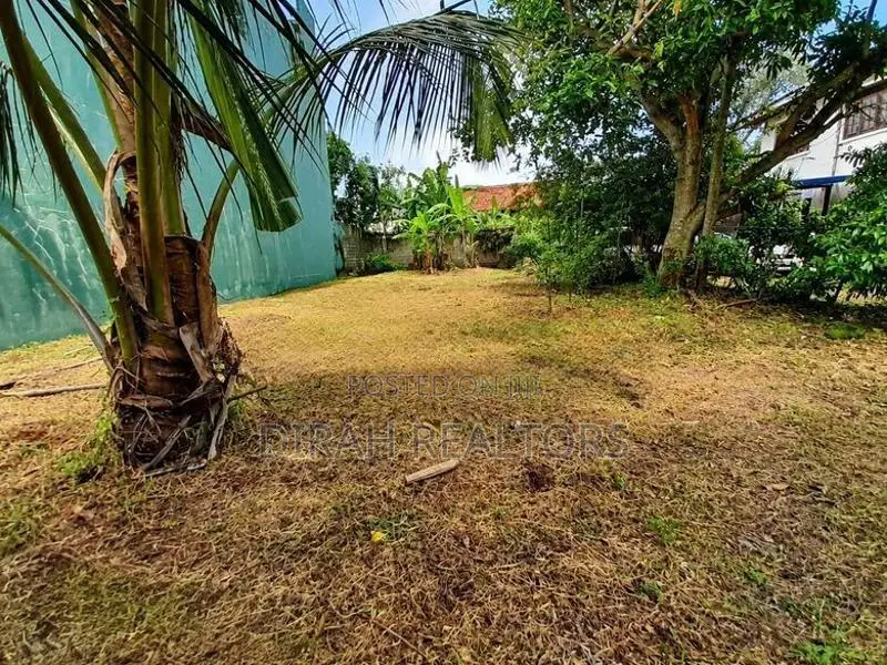 Prime 10.95 Perch Residential Land for Sale | Nawala (ZR-0004)