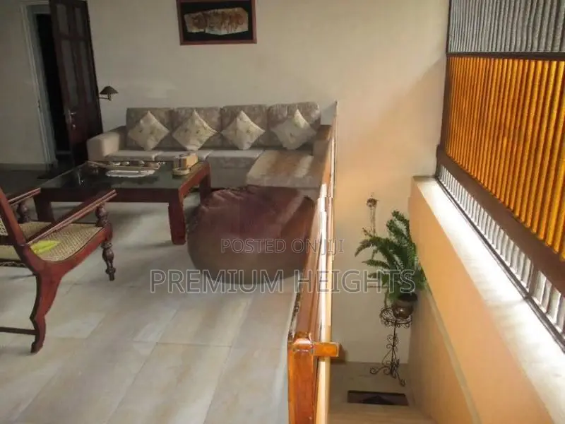 4BR Furnished House for Rent in Colombo 05