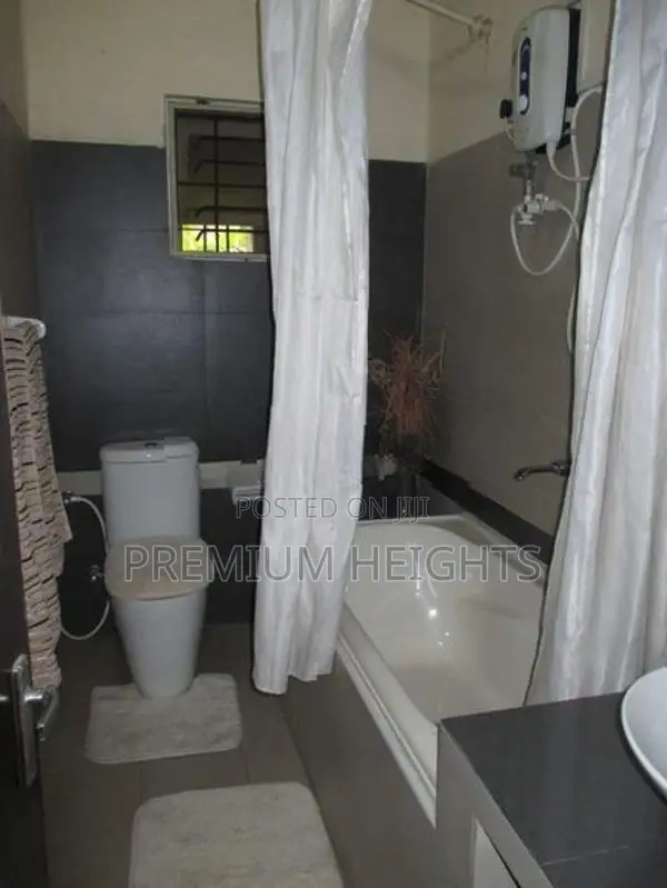 4BR Furnished House for Rent in Colombo 05