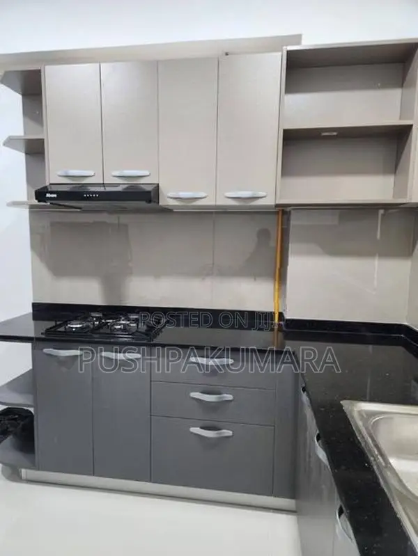 Brand New Apartment Thalawathugoda (file No.1951 A) Weera Mawatha