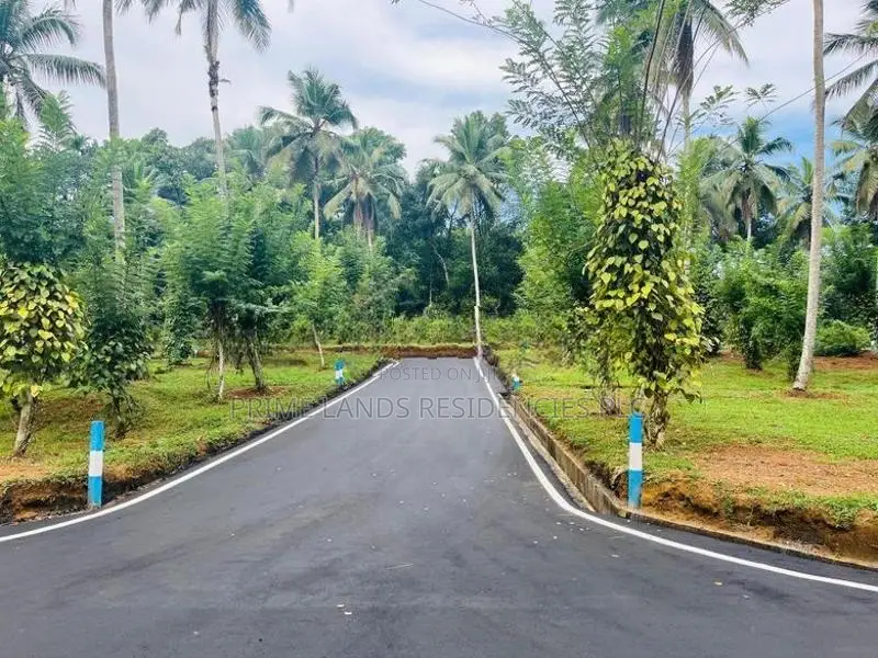 Valuable 40p Lands for Sale in Homagama Meegoda