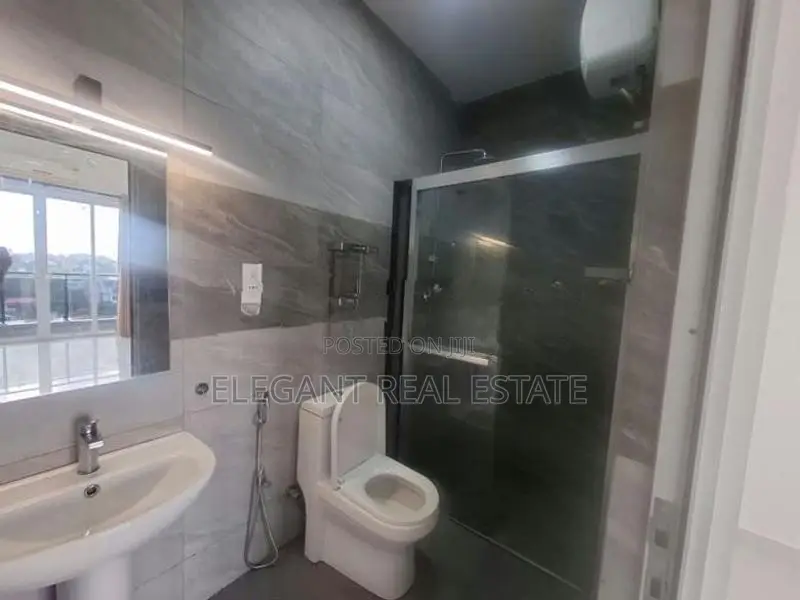 Blue Ocean - 03 Bedroom Apartment for Sale in Colombo 05 (A5322)