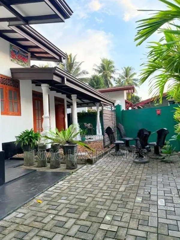 Single storey House for Sale in Pahala Bomiriya, Kaduwela