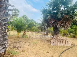 உறுதி காணி விற்பனைக்கு Kodikamam