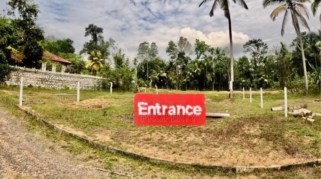 ( TS-1177) Valuable Residential Bare Land Sale in Padukka