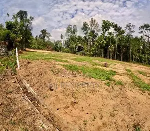 ( TS-1177) Valuable Residential Bare Land Sale in Padukka