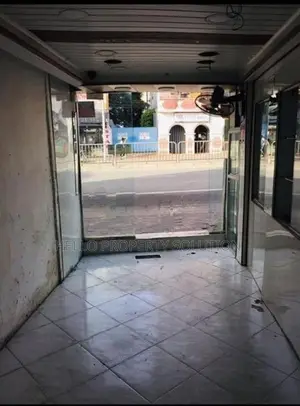 Shop for Rent in Colombo 8