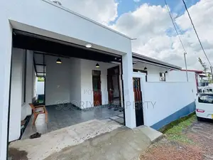 Brand New Architectural Designed House for Sale in Kottawa Piliyandala