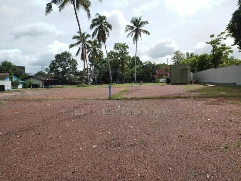 Valuable Land for Sale in Bokundara, Makuluduwa
