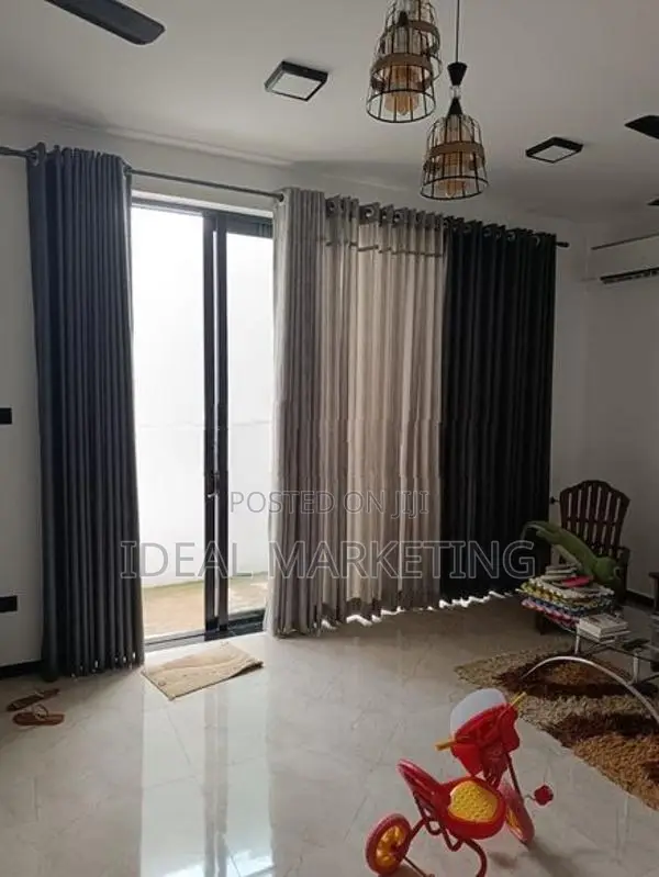 6 Bedroom House for Sale - Dehiwela, Bellanwila (EM1019)