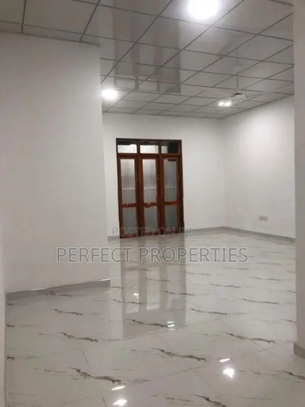 Brand New House for Sale – Mahabage 499m to Main Road