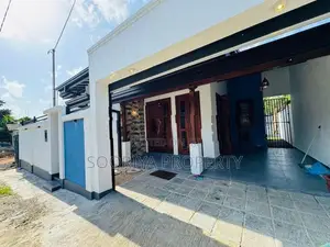 අලුත්ම තනිමහල් නිවසක් විකිණීමට ඇත - Piliyandala