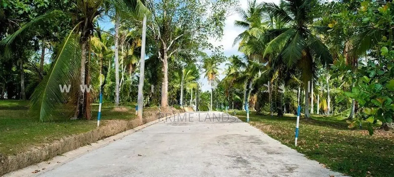 Land in Minuwangoda