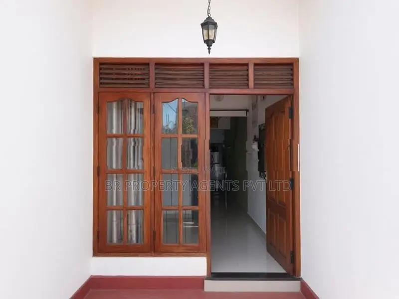 Single Story House for Sale in Wellampitiya