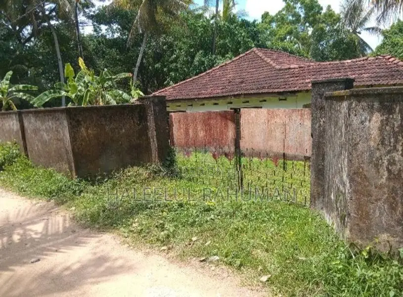 Land with House for Sale Thorayaya