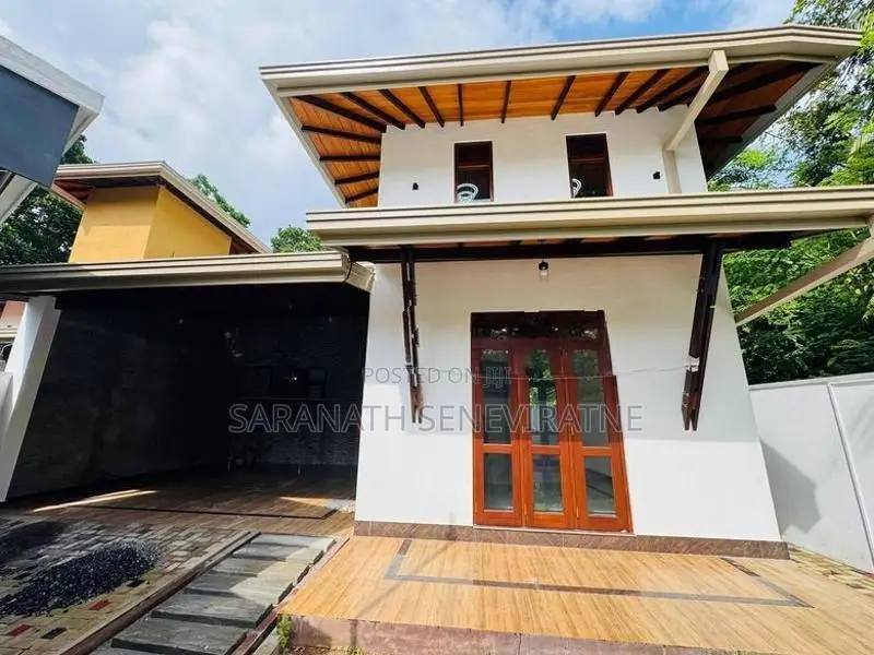Brand-New House With a Unique Design - Madapatha Kahapola Piliyandala