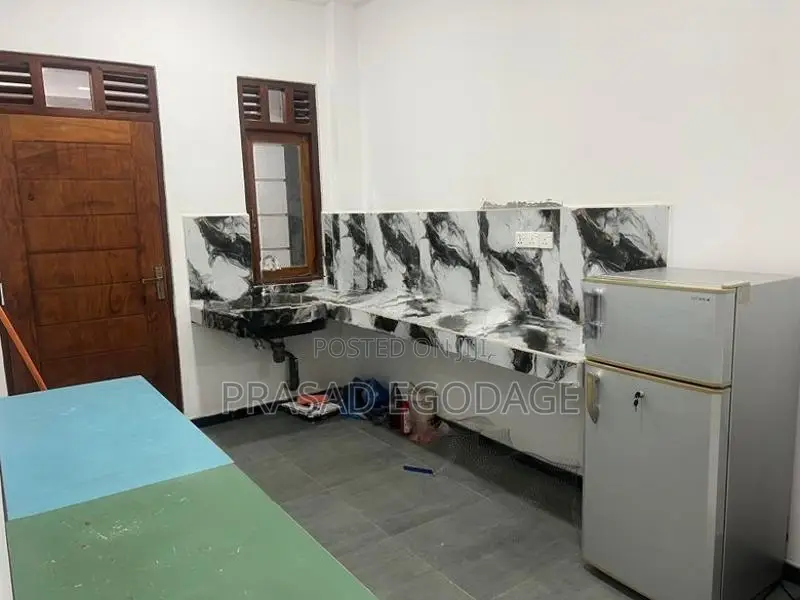 Room for Rent - Maharagama Ladies Only