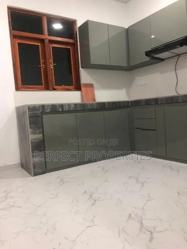 Brand New House for Sale – Mahabage 499m to Main Road