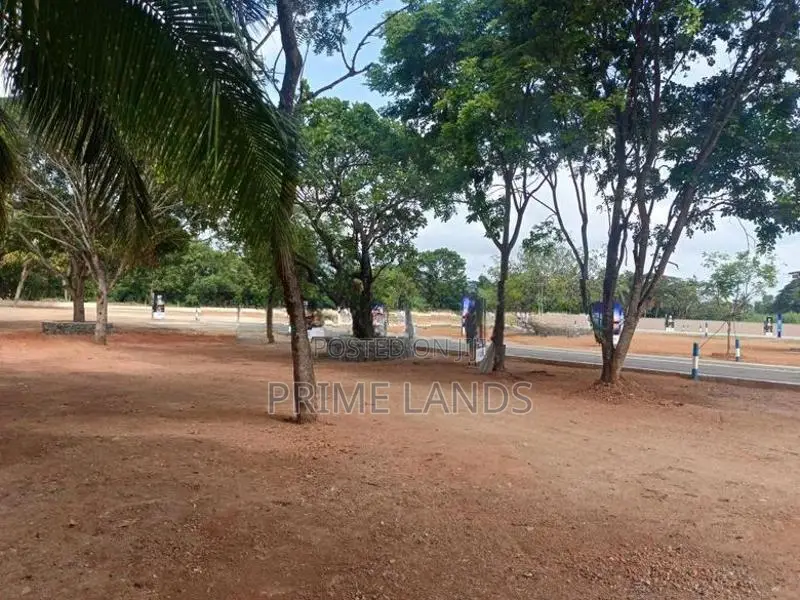 Luxury Land Plots sale in Nawala