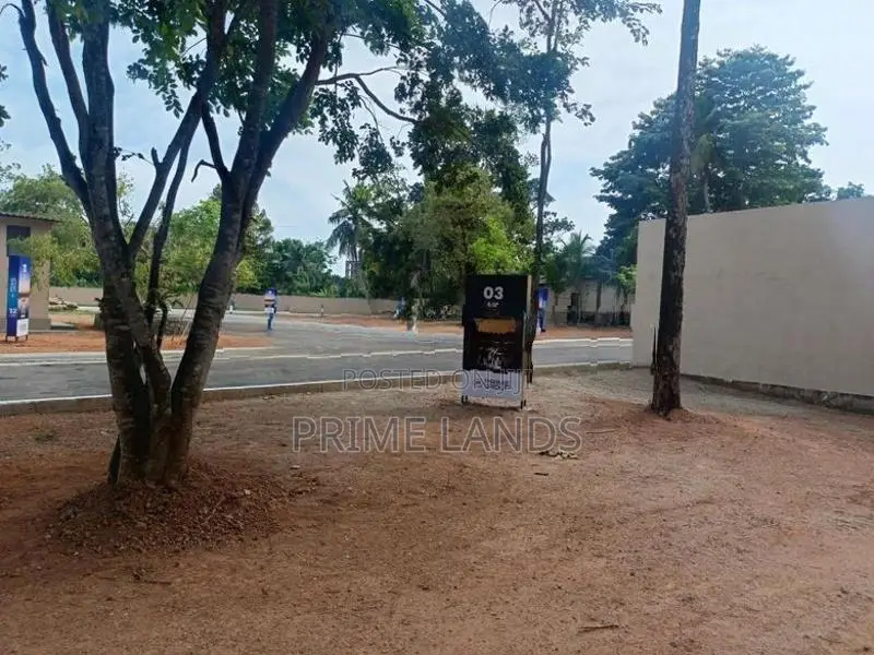 Luxury Land Plots sale in Nawala