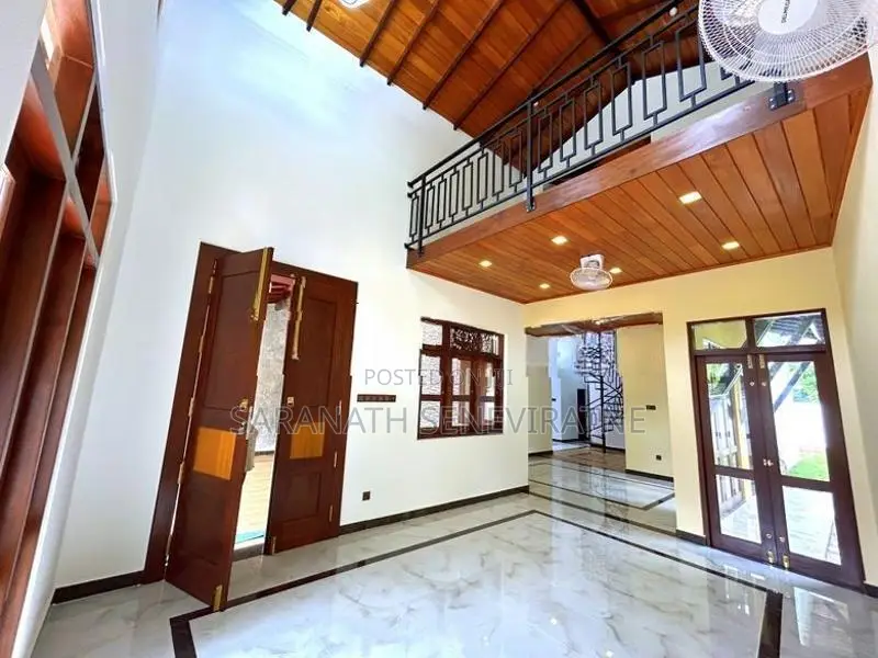 Brand-New House With a Unique Design - Madapatha Kahapola Piliyandala