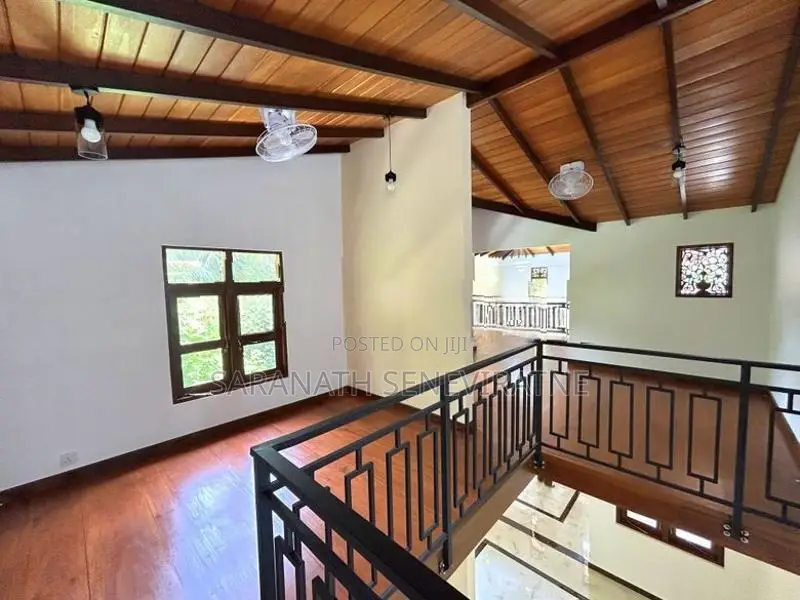 Brand-New House With a Unique Design - Madapatha Kahapola Piliyandala