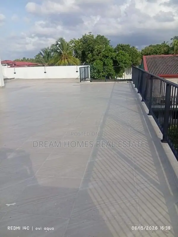 Luxury 4 Bedroom House for Rent – Akuregoda, Battaramulla